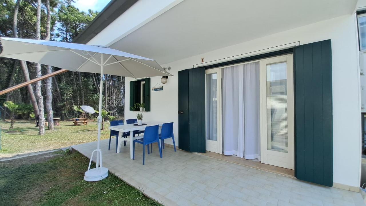 Villa Barbara Fra I Pini Lignano Sabbiadoro Buitenkant foto